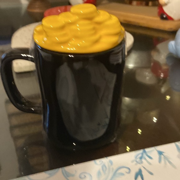3 for $38 ❤️ NWT Rae Dunn Pot of Gold mug & topper - Picture 5 of 8